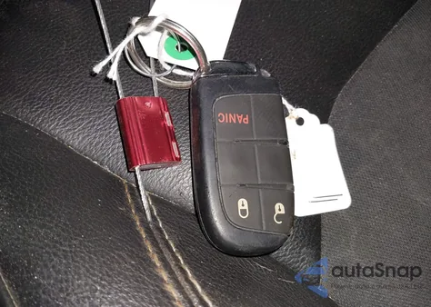 2021 Jeep Compass Latitude 4X4 from USA, damaged, VIN 3C4NJDBB8MT587839